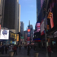 Photo prise au Broadway @ Times Square Hotel par Daria M. le4/5/2015
