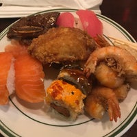 Photo taken at Sumo Asian Buffet &amp;amp; Grill by Fatima on 10/26/2017