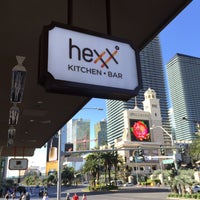 4/6/2015にBurak G.がHEXX Kitchen + Barで撮った写真
