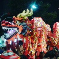 Photo taken at 11 Festa Do Ano Novo Chinês - Ano Do Macaco by Thamy C. on 2/16/2016