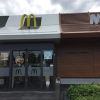 Foto tirada no(a) McDonald&amp;#39;s por Keezz em 8/14/2016