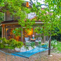 รูปภาพถ่ายที่ Sapanca Villa Kırkpınar โดย Sapanca Villa Kırkpınar เมื่อ 9/8/2019