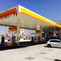 Photo taken at Shell by Hasan Y. on 6/13/2014
