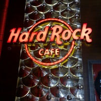 Foto tomada en Hard Rock Cafe Istanbul  por Hande S. el 6/19/2015