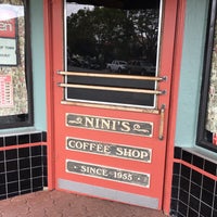 Photo taken at Nini&amp;#39;s Coffee Shop by Anais C. on 5/29/2017