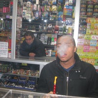 11/30/2013にLucky Tabaco ShopがLucky Tabaco Shopで撮った写真