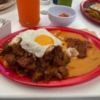 Photo taken at Frida Chilaquiles by Prisca J. on 9/26/2022