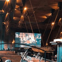 Photo prise au Ovvi Lounge &amp; Restaurant par W le8/27/2020