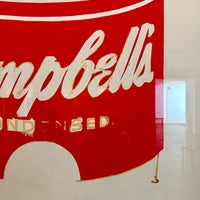 Foto diambil di The Andy Warhol Museum oleh Bradley M. pada 9/15/2023