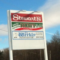 Photo taken at Stewart&amp;#39;s Shops by Patrick T. on 12/28/2012