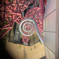 Photo taken at ArcelorMittal Orbit by Mark S. on 11/25/2022