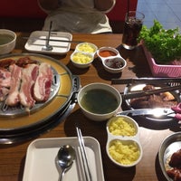 Photo taken at Mapogalbi Korean BBQ | Bangkapi by Amy C. on 3/17/2017