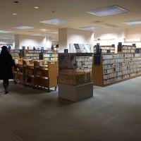 中野区立 中央図書館 Library 中野区立 中央図書館 Library