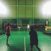 Photo taken at Tobacco Badminton Court by aomtu on 3/10/2016