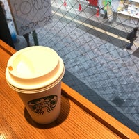 Photo taken at Starbucks Coffee 大分フォーラス店 by akst 2. on 1/29/2017