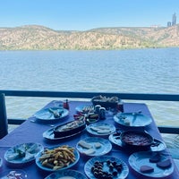 Photo taken at Kayıkhane Restaurant by ⏳Eren⏳ on 9/4/2023