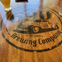 Foto diambil di Old 690 Brewing Company oleh R&amp;amp;J&amp;#39;s P. pada 6/5/2022