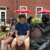 Photos at Jim Henson Statue - 7 tips from 111 visitors