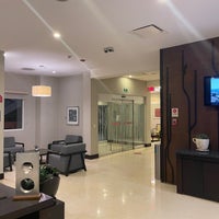 Photo taken at Hilton Garden Inn by Michael L. on 8/16/2022