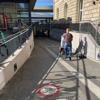 Photo taken at Mannheim Hauptbahnhof by Intelli U. on 10/2/2023