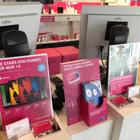 Foto tomada en Telekom Shop  por Intelli U. el 8/22/2018