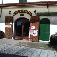 Foto scattata a Taverna del Vecchio Mulino di Faè da Desi Y. il 2/6/2014
