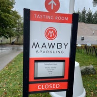 Photo prise au L Mawby Vineyards &amp; Winery par Debbie W. le10/12/2021