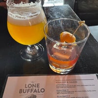 Photo prise au The Lone Buffalo by Tangled Roots Brewing Company par Debbie W. le10/28/2023