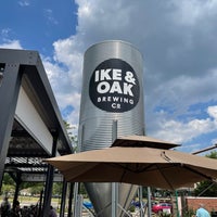 Photo taken at Ike And Oak Brewing by Debbie W. on 7/3/2022
