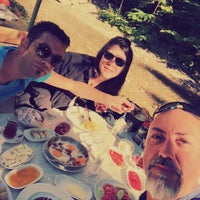 Photo taken at Abant Park Alabalık Et Restaurant by Gökçen Ç. on 7/10/2016