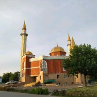 Photo taken at Цетральная Мечеть by biobox on 7/10/2020