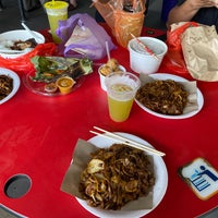 Photo taken at Bukit Merah View Market &amp;amp; Food Centre by H M. on 6/25/2022