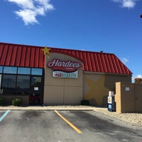Photo taken at Hardee&#39;s / Red Burrito by Jesse M. on 10/21/2016