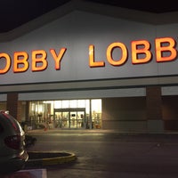 Photo taken at Hobby Lobby by Jesse M. on 11/11/2016