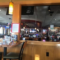 Photo taken at Applebee&#39;s Grill + Bar by Jesse M. on 11/9/2017