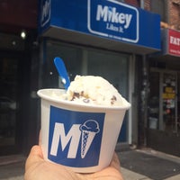 4/18/2015にKaren A.がMikey Likes It Ice Creamで撮った写真