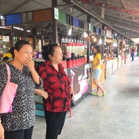 Photo taken at Bueng Phraya Floating Market by Sakdipat S. on 2/24/2019