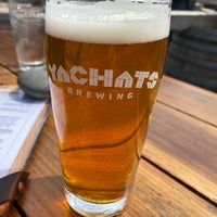 Photo taken at Yachats Brewing + Farmstore by Lee D. on 5/1/2021