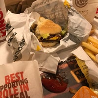 10/27/2019 tarihinde Michal L.ziyaretçi tarafından Burger King'de çekilen fotoğraf