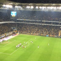Photo taken at Ülker Fenerbahçe Şükrü Saracoğlu Stadium by Mehmet K. on 12/3/2016