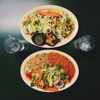 1/18/2013にTim M.がLeonor&amp;#39;s Mexican Vegetarian Restaurantで撮った写真