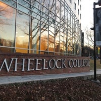 รูปภาพถ่ายที่ Wheelock College โดย Peter W. เมื่อ 2/27/2018