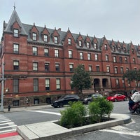 Photo taken at HI New York City Hostel by ♧☆Al E. on 9/30/2023