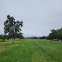 Foto tirada no(a) Rancho San Joaquin Golf Course por Allen C. em 5/19/2023
