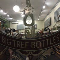 Das Foto wurde bei Big Tree Bottles von Cat B. am 6/15/2016 aufgenommen