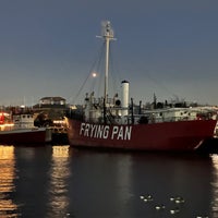Foto diambil di Lightship Frying Pan oleh David pada 12/2/2023