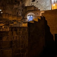 Foto diambil di Storica Casa Grotta di Vico Solitario oleh David pada 12/18/2022