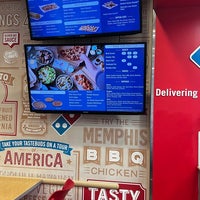 Photo taken at Domino&amp;#39;s Pizza by David on 3/25/2023
