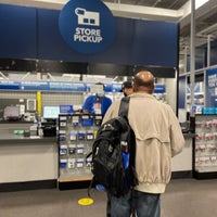 Photo taken at Best Buy by David on 10/20/2021