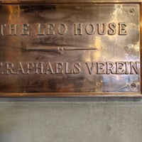Foto diambil di The Leo House oleh David pada 4/18/2024